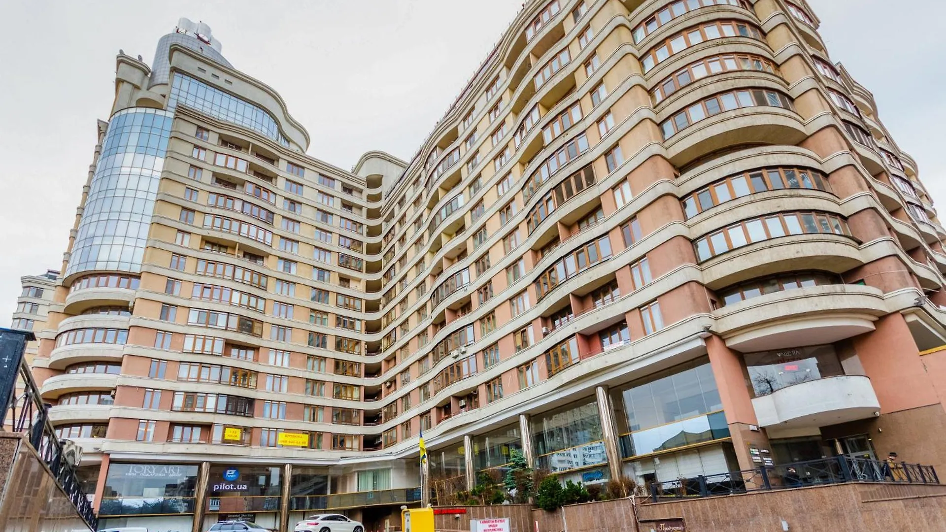 Petrovdom Apartments 14-6 In Rc Diplomat Hall, Zhylianska 59 基輔 乌克兰